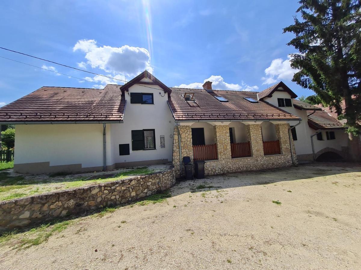 Patakmalom Vendégház Döbrönte Exterior foto